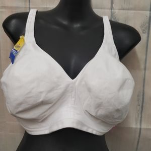 New Playtex soft cup bra white back closure